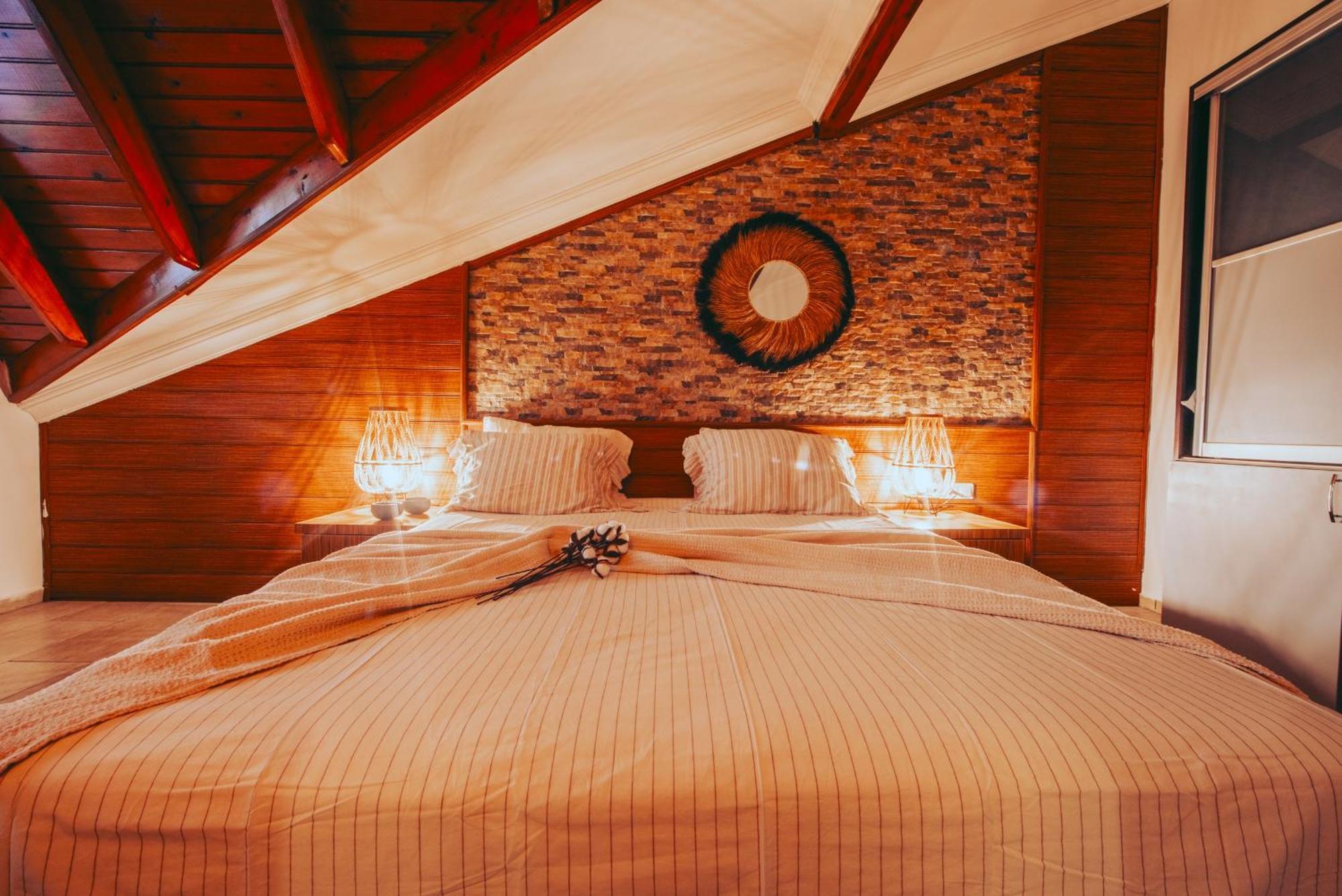 Mesken Inn Hotel Göcek Exteriör bild