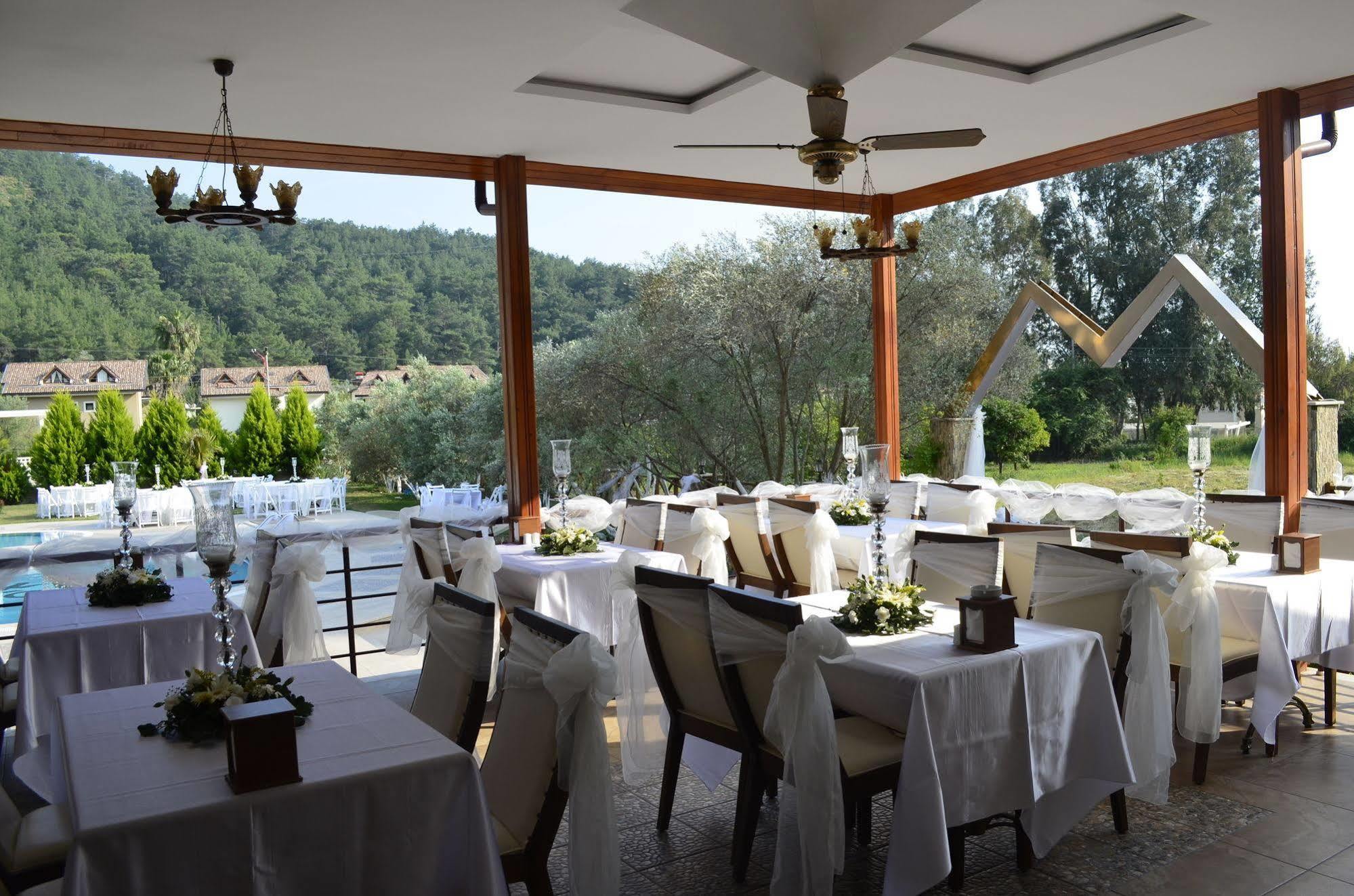 Mesken Inn Hotel Göcek Exteriör bild